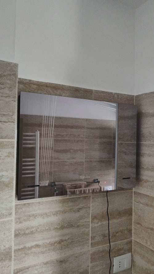 开关机表现.mp4__PID:60b85277-b308-49e2-960b-a628c811c553